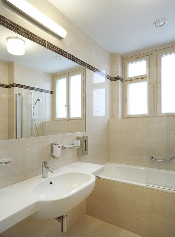 Alexandria Spa & Wellness Hotel Luhacovice Ruang foto